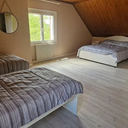 Dom wakacyjny House With Swimming Pool, Sleeps 12 *