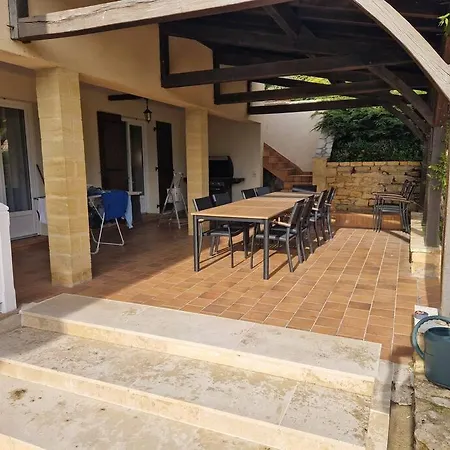 House With Swimming Pool, Sleeps 12 사흘라 라 카네다